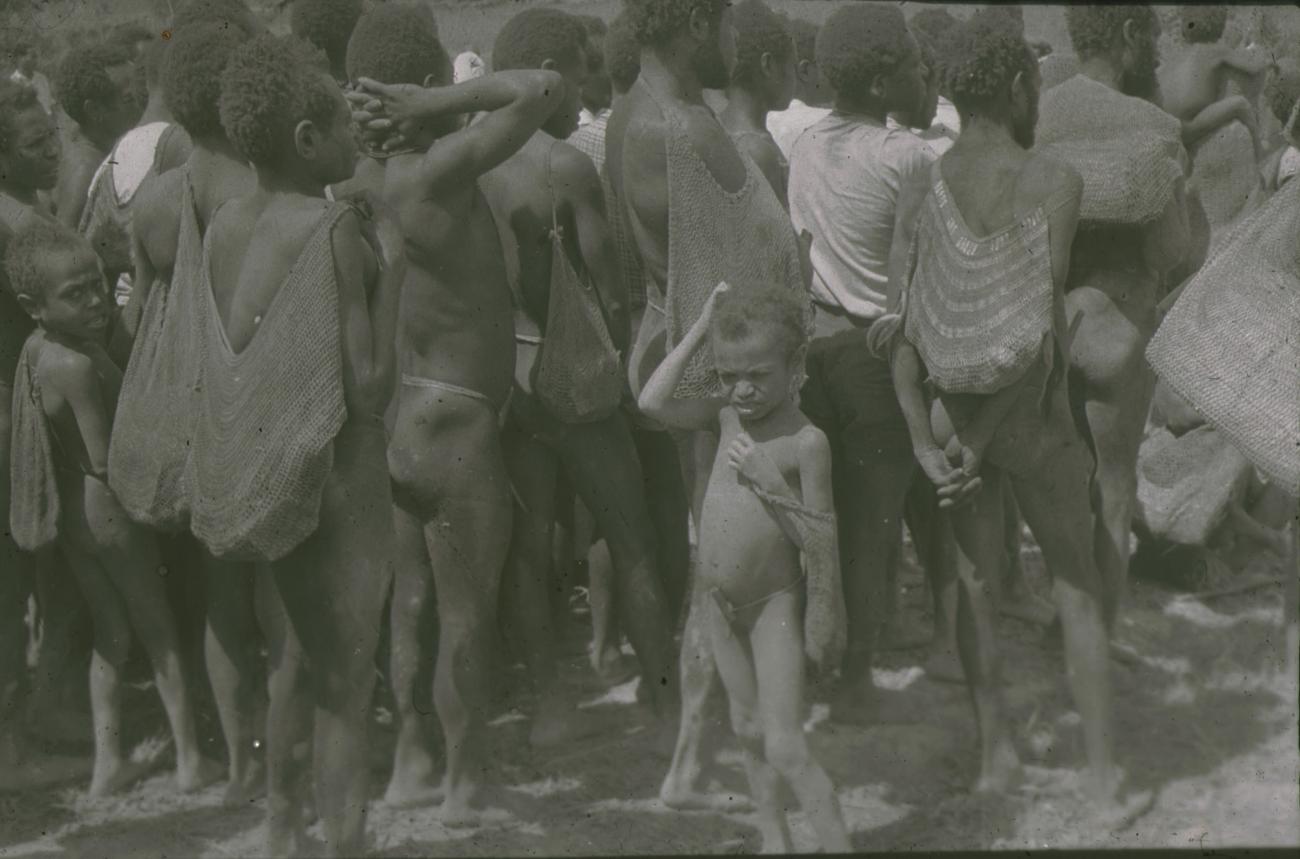 BD/248/45 -
Groep Ekari's