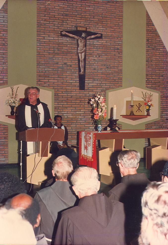 BD/269/118 -
Plechtigheid in de kerk van Wamena t.g.v. 50 jaar Franciscanen in Papoea