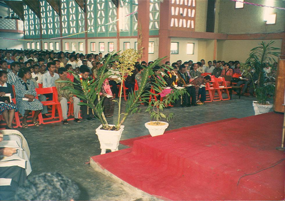 BD/269/330 - 
Podium kerk
