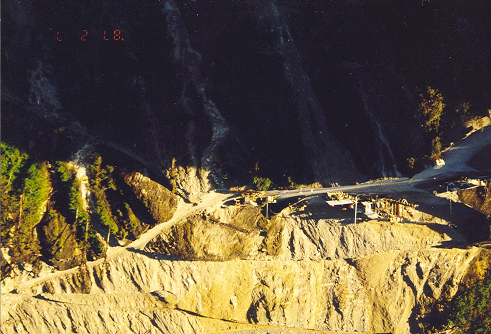 BD/269/93 -
De weg van de kust naar de Freeport-mijn