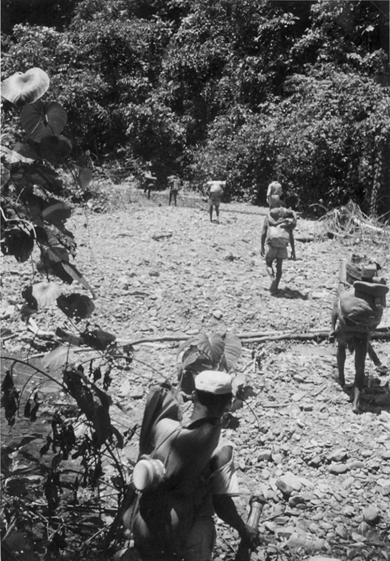 BD/328/14 - 
Tournee in het District Moraid, Onderafdeling Sorong
