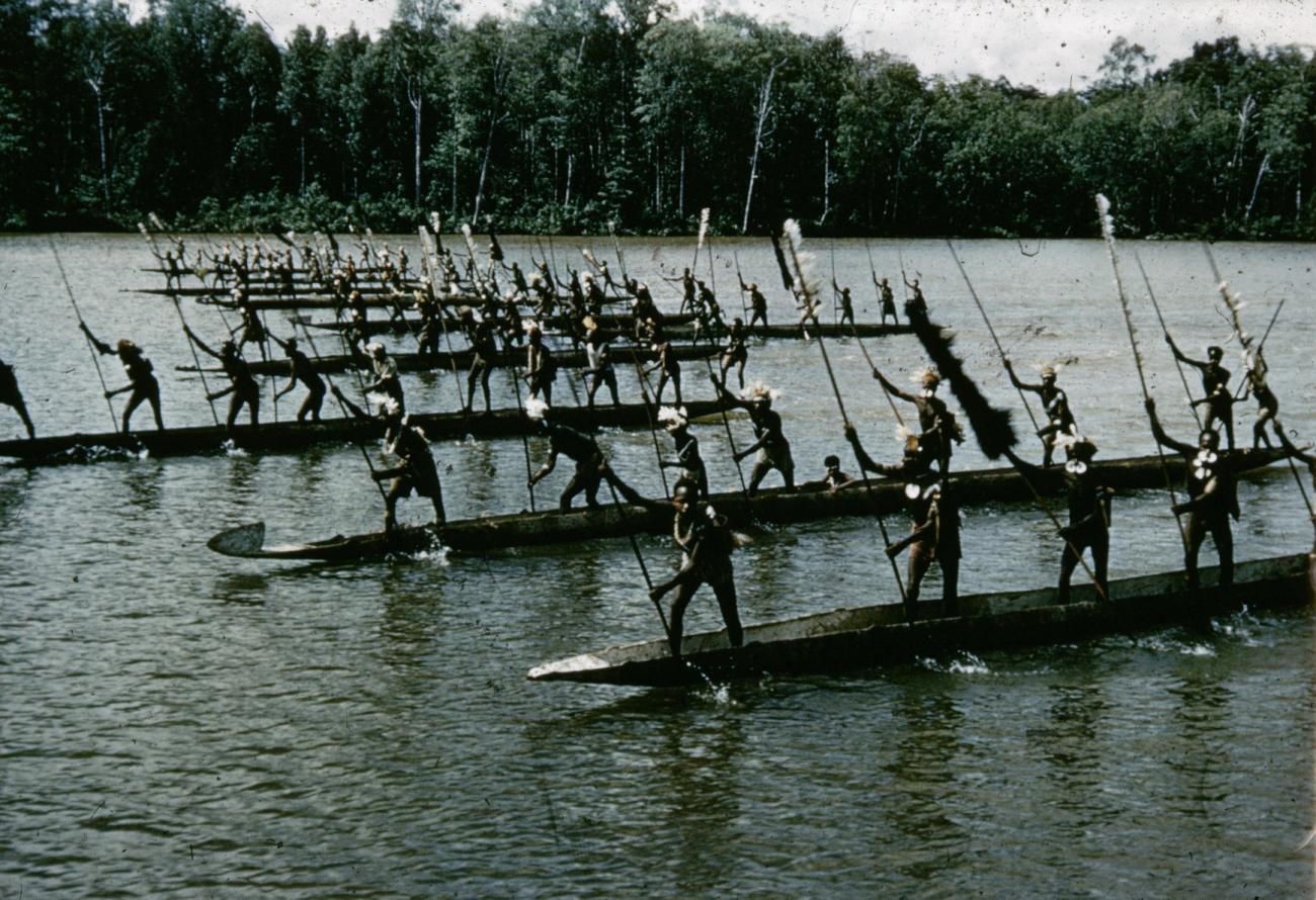 BD/66/218 -
Asmatfeest op het water