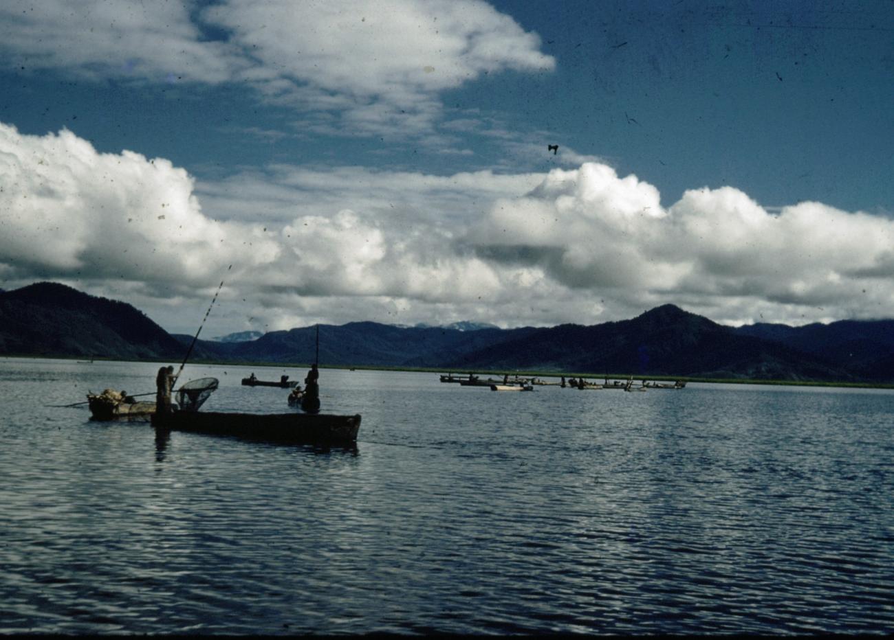 BD/66/54 -
Fishermen in Bay