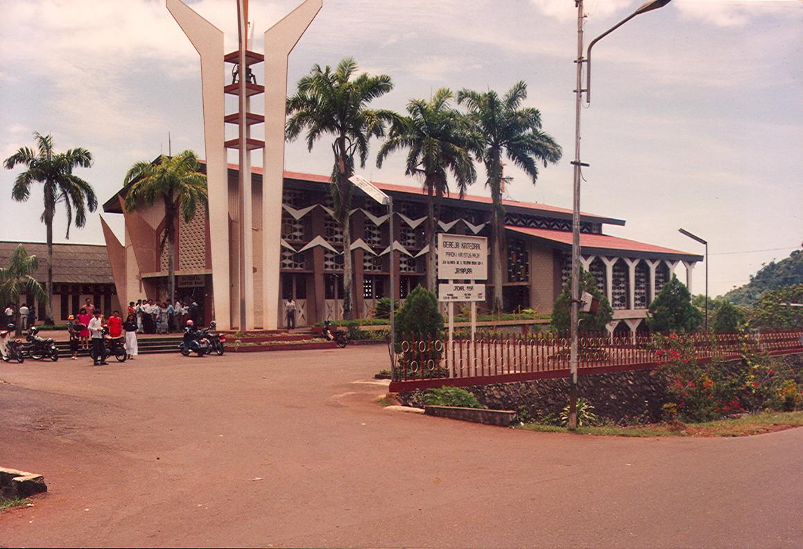 BD/269/533 -
Nieuwe kathedraal Jayapura