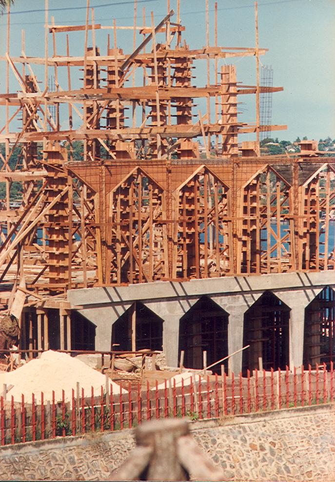 BD/269/587 -
Nieuwe kathedraal in aanbouw in Jayapura