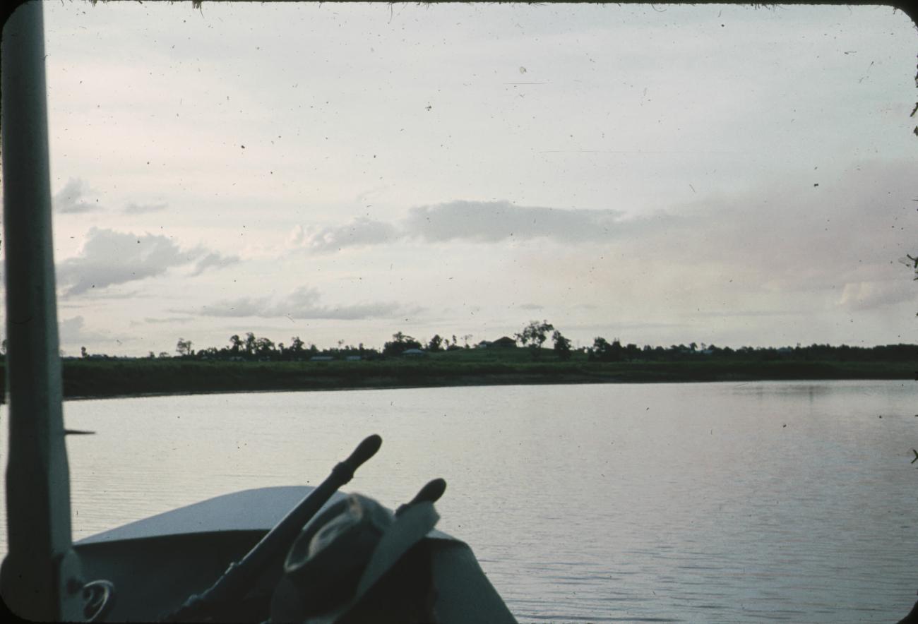 BD/171/1647 -
Meer vanaf boot gezien
