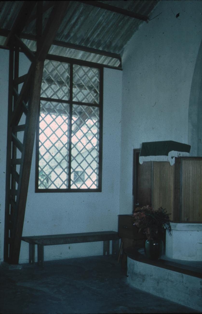 BD/171/1686 -
Raam in kerkgebouw