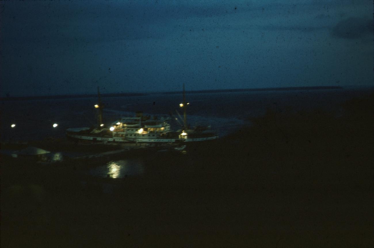 BD/171/743 -
Haven en boot in de nacht
