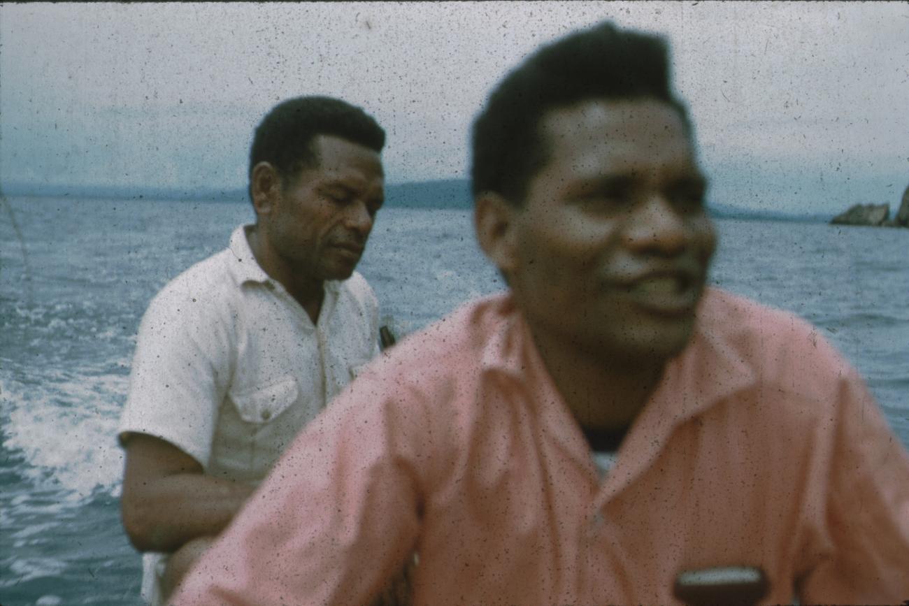 BD/171/784 -
Twee mannen op boot