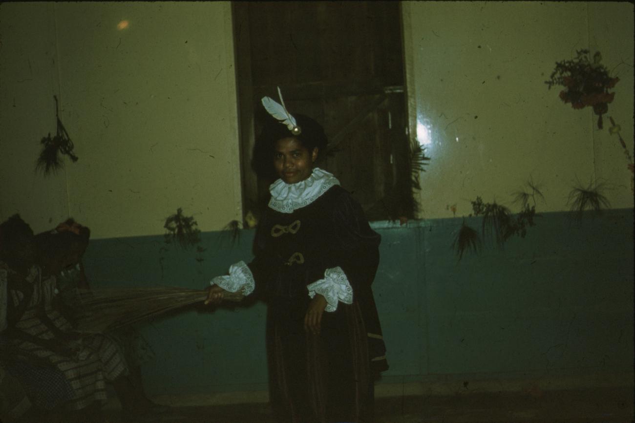 BD/171/886 -
Zwarte piet met roe
