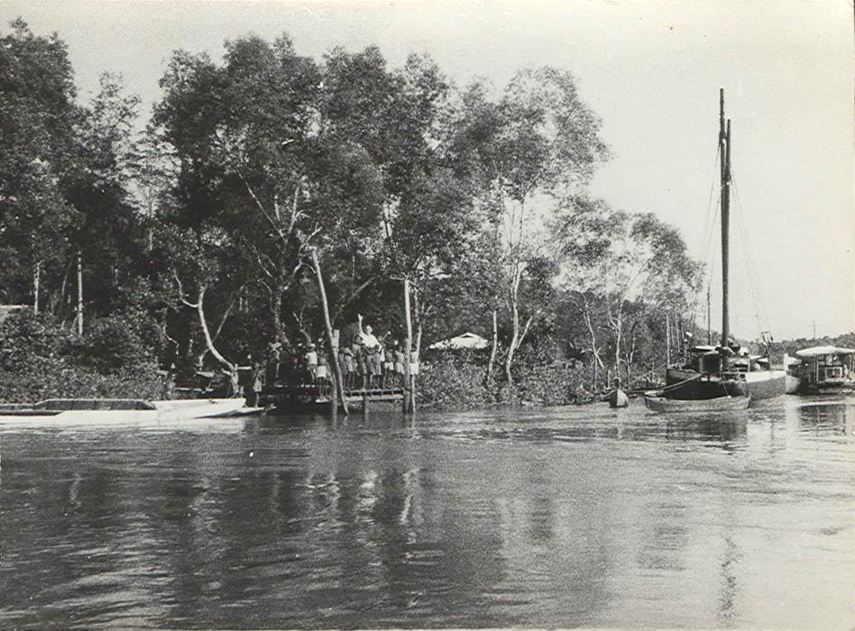 BD/269/1131 -
Haven aan kust of rivier