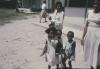 BD/144/582 Groepsfoto moeders met kinderen