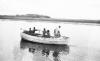 BD/133/285 Boot op de rivier