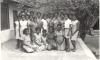 BD/253/2 Groepsfoto van vrouwen in westerse kleding