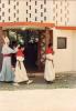 BD/269/363 Priester met misdienaars